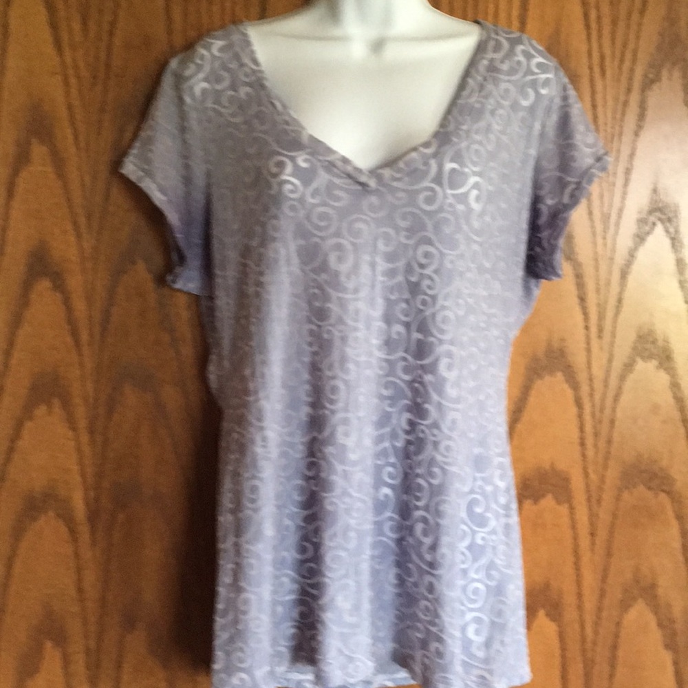 Maurice’s Light indigo blue burnout T-shirt